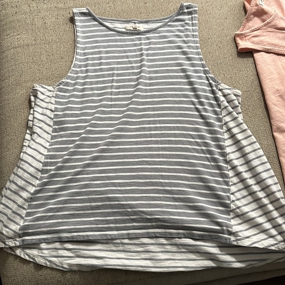 Madewell Tank Top Bundle - Picture 6 of 6